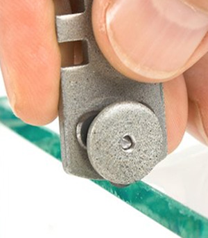 glass-cutting_1 glass-cutting_1
